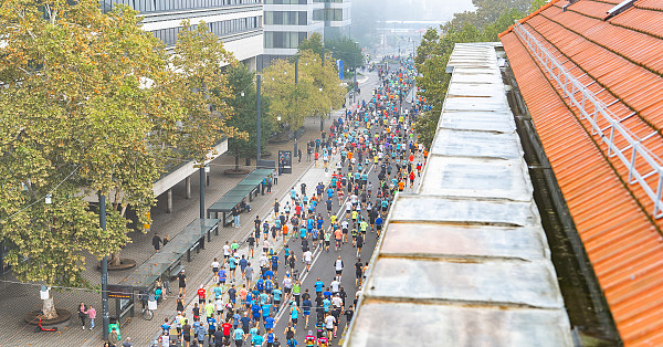 Vas zanima kako je izgledal lanski NLB Ljubljanski maraton?